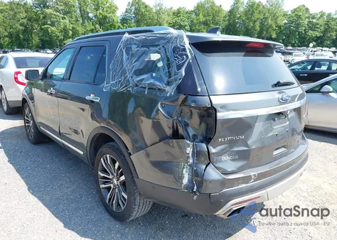 2017 Ford Explorer Platinum z USA, uszkodzony, nr VIN 1FM5K8HT0HGB85923